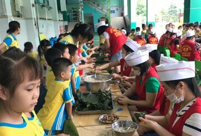 The Dragon Boat Festival activities kindergarten